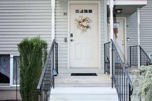 40 Cornerstone Ct, Southington, CT 06479 - Photo 1