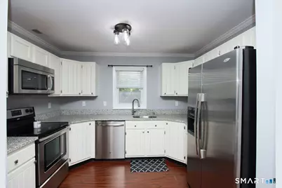 40 Cornerstone Court #32, Southington, CT 06479 - Photo 3