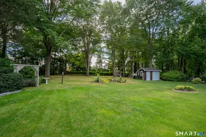 17 Nutmeg Avenue, Enfield, CT 06082 - Photo 35