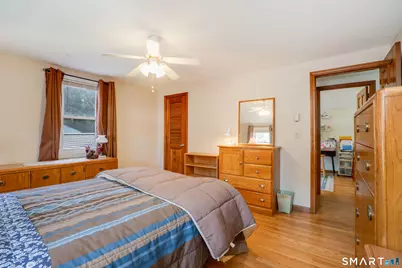 17 Nutmeg Avenue, Enfield, CT 06082 - Photo 23