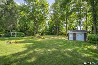 17 Nutmeg Avenue, Enfield, CT 06082 - Photo 31