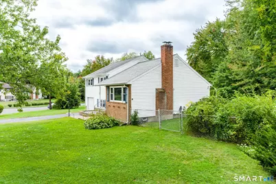 34 Grande Avenue, Windsor, CT 06095 - Photo 3
