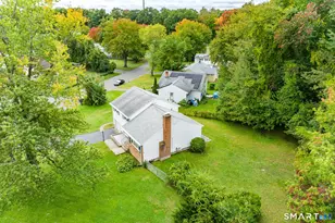 34 Grande Ave, Windsor, CT 06095 - Photo 9