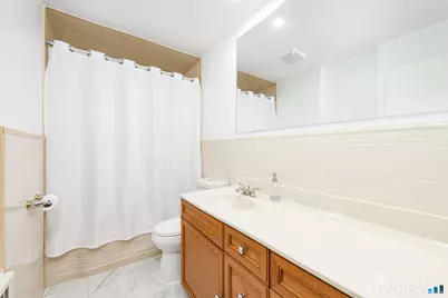 34 Grande Avenue, Windsor, CT 06095 - Photo 23