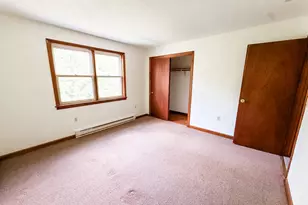 82 Hutchins St, Killingly, CT 06239 - Photo 9