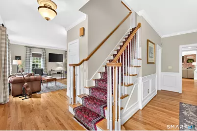 7 Avery Way, Simsbury, CT 06070 - Photo 5