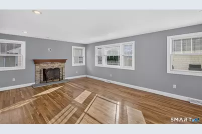 135 York Street, Stratford, CT 06615 - Photo 3