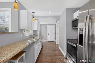 135 York St, Stratford, CT 06615 - Photo 7