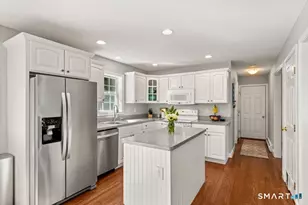 633 May St, Naugatuck, CT 06770 - Photo 15