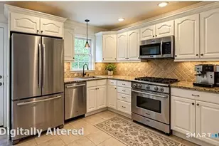 7 Richmond Hill Rd, Weston, CT 06883 - Photo 3