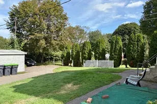 37 Hungerford Ave, Watertown, CT 06779 - Photo 15