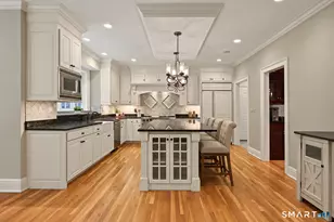 14 Pembroke Dr, Avon, CT 06001 - Photo 7