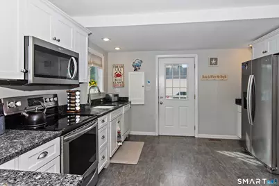 29 Prospect Avenue, East Lyme, CT 06357 - Photo 23