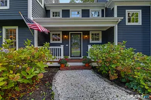 263 Putting Green Rd, Fairfield, CT 06825 - Photo 3