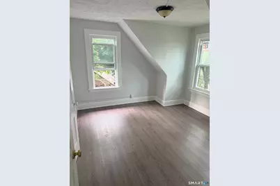 29 Atwater Street, Bridgeport, CT 06604 - Photo 7