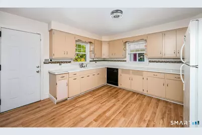 144 Mary Avenue, Stratford, CT 06614 - Photo 11
