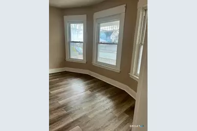 166 Laurel Avenue, Bridgeport, CT 06605 - Photo 5