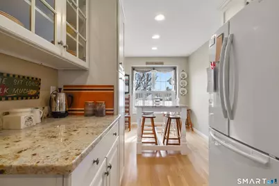 177 Julia Court #177, Newtown, CT 06482 - Photo 7