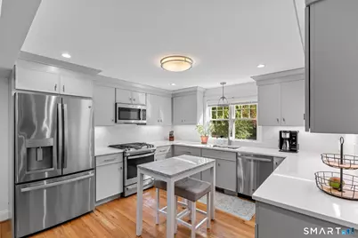 148 Brewster Road, West Hartford, CT 06117 - Photo 11