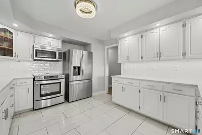 115 North Street, Trumbull, CT 06611 - Photo 3