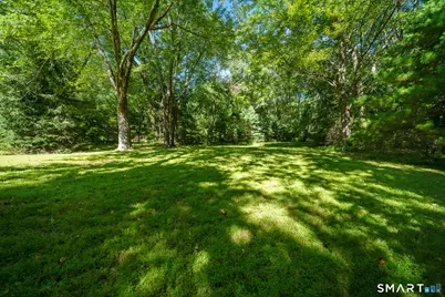 8 Wills Road, Newtown, CT 06470 - Photo 5
