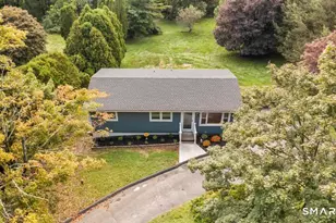 345 Harland Rd, Norwich, CT 06360 - Photo 3