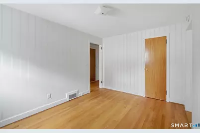 108 Jameswell Road, Wethersfield, CT 06109 - Photo 19
