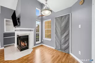 296 Carriage Crossing Ln, Middletown, CT 06457 - Photo 7