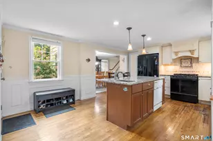 360 Westford Dr, Fairfield, CT 06890 - Photo 7