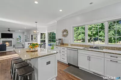 218 Stonehouse Road, Trumbull, CT 06611 - Photo 9