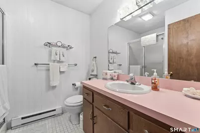 97 West Main Street #6, East Lyme, CT 06357 - Photo 33