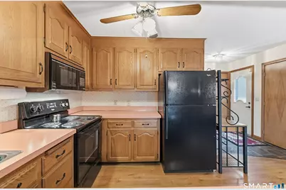 97 West Main Street #6, East Lyme, CT 06357 - Photo 21
