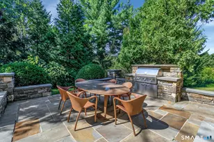 190 North St, Greenwich, CT 06830 - Photo 13