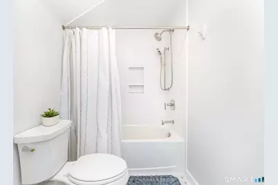 110 Richmond Lane, West Hartford, CT 06117 - Photo 19