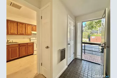 83 Highland Road #83, Stamford, CT 06902 - Photo 3
