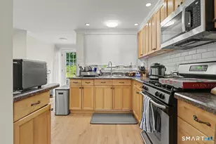 76-78 Suburban Ave, Bridgeport, CT 06604 - Photo 19