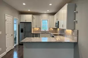 35 Ringgold St, West Hartford, CT 06119 - Photo 1