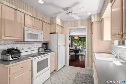 163 Turtle Bay Drive #163, Branford, CT 06405 - Photo 11