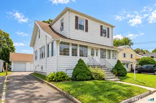 66 Housatonic Dr, Milford, CT 06460 - Photo 3
