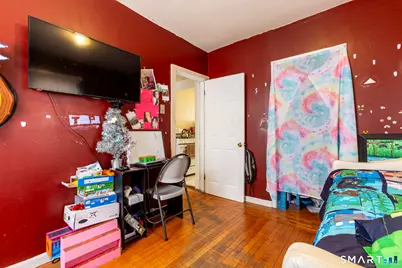 55 Connecticut Avenue, New London, CT 06320 - Photo 3