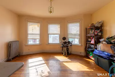 55 Connecticut Avenue, New London, CT 06320 - Photo 25