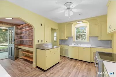 10 Vista Terrace, New Haven, CT 06515 - Photo 11