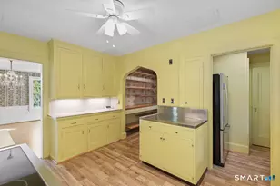 10 Vista Terrace, New Haven, CT 06515 - Photo 13
