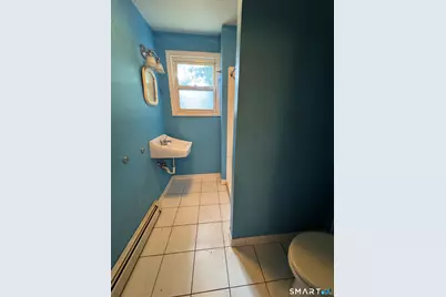136 Collis Street, West Haven, CT 06516 - Photo 17