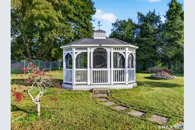 4 Pamela Way, Waterford, CT 06385 - Photo 11