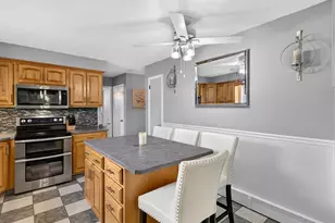 4 Pamela Way, Waterford, CT 06385 - Photo 9