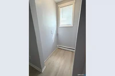 8 Lawrence Street, Waterbury, CT 06708 - Photo 5