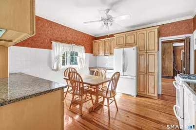 51 Connors Lane, Stratford, CT 06614 - Photo 9