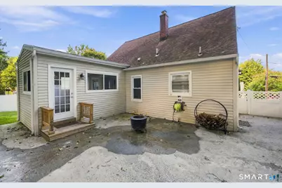 15 Ashland Avenue, Waterbury, CT 06708 - Photo 29