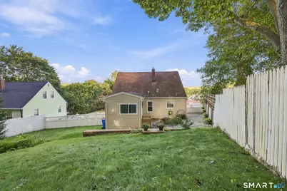 15 Ashland Avenue, Waterbury, CT 06708 - Photo 33